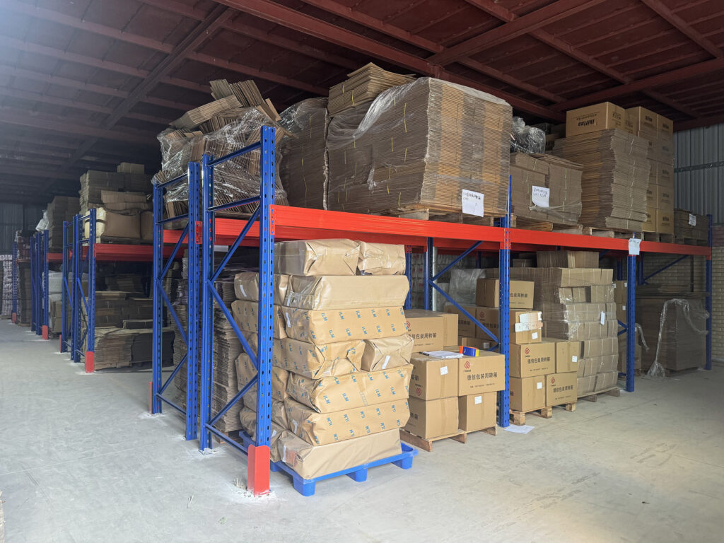 Rational Layout Between Wall Support Columns and Warehouse Racking